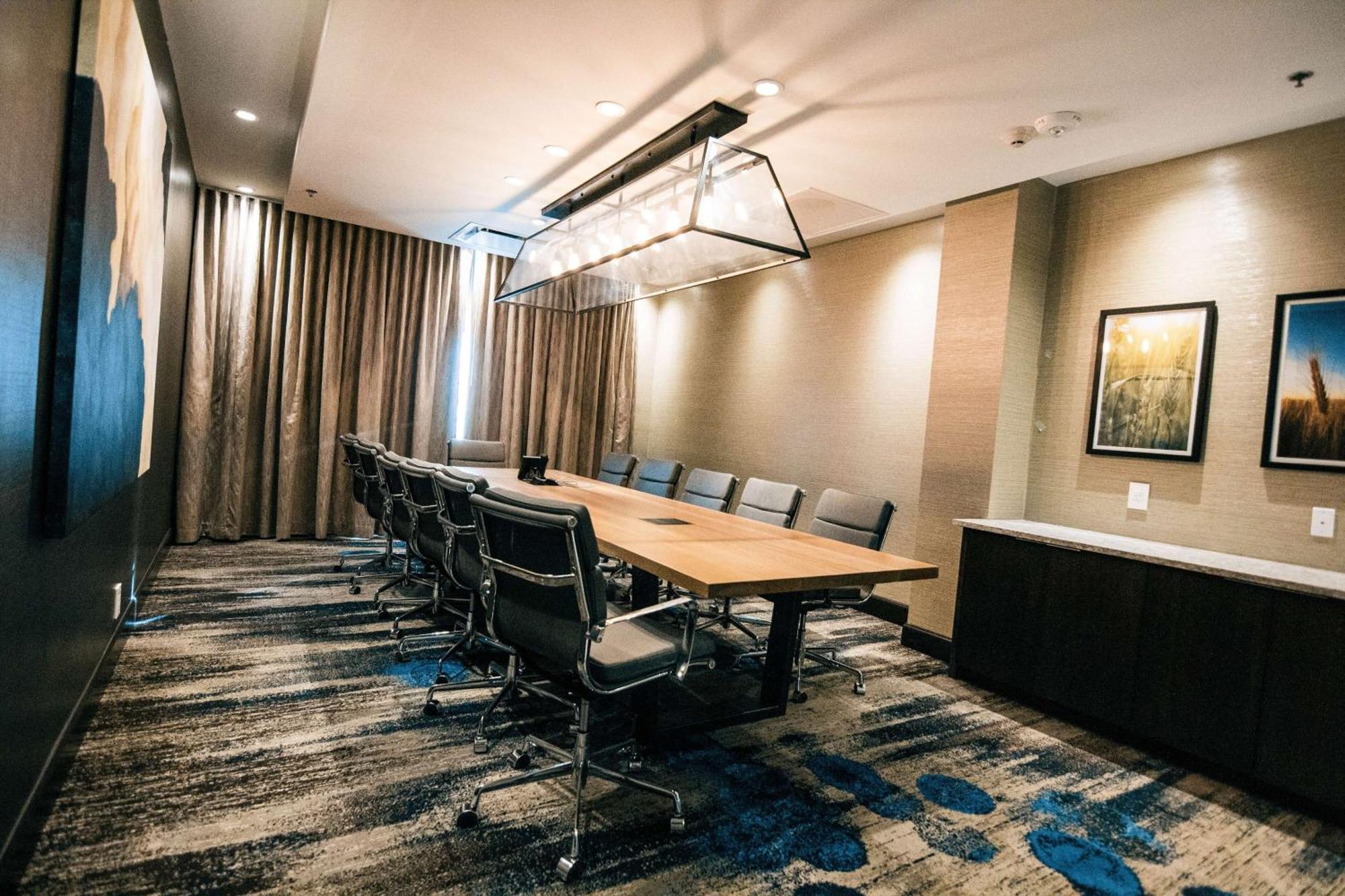 Doubletree By Hilton - Area 4* Lubbock