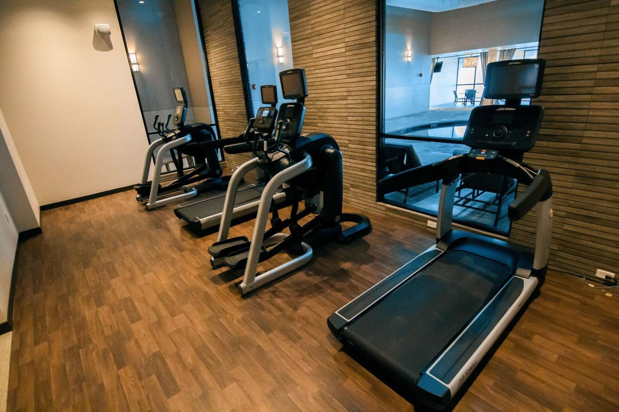 Doubletree By Hilton - Area 4*